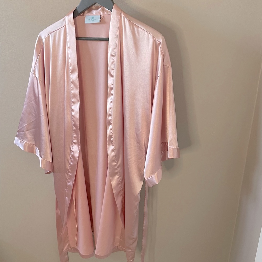 Turquez Silky Pink Robe Large
